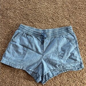 GAP Chambray Shorts Size XL